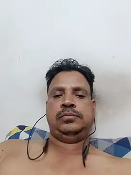 Snapshot of Raj1043 chatting on February 2025 06:38:01 PM Raj1043 online show from February 2025 06:38:01 PM