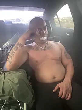 EatMyCake831 online show from December 2024 08:14:02 PM