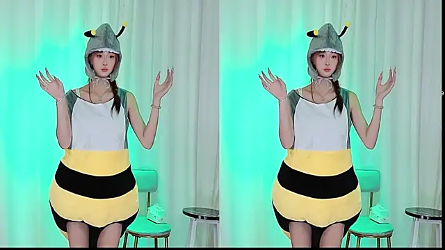 YIYI XIXI 18 online show from October 2025 07:48:01 PM