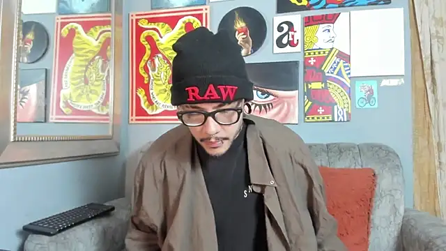 MurdockH online show from October 2025 03:05:02 AM