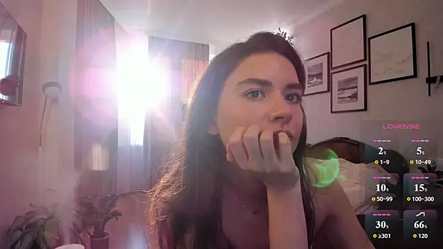 NicoleLuv online show from May 2026 05:08:01 PM
