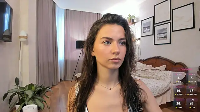 NicoleLuv online show from July 2026 04:42:02 PM