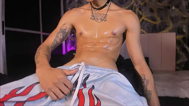 Snapshot of DemonKush-- chatting on February 2025 12:17:01 AM DemonKush-- online show from February 2025 12:17:01 AM