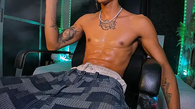 Snapshot of DemonKush-- chatting on March 2025 08:19:02 AM DemonKush-- online show from March 2025 08:19:02 AM