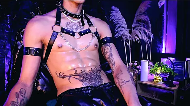 Snapshot of DemonKush-- chatting on October 2025 08:14:02 AM DemonKush-- online show from October 2025 08:14:02 AM