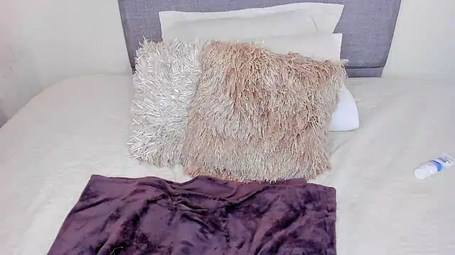 MeganCherryy online show from December 2024 12:19:01 AM