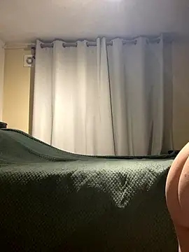 Snapshot of mystik_a chatting on January 2026 05:45:01 AM mystik a online show from January 2026 05:45:01 AM