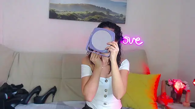 Snapshot of MariaModel chatting on March 2025 06:46:01 AM MariaModel online show from March 2025 06:46:01 AM