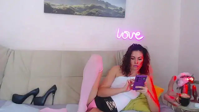 Snapshot of MariaModel chatting on March 2025 10:17:01 AM MariaModel online show from March 2025 10:17:01 AM