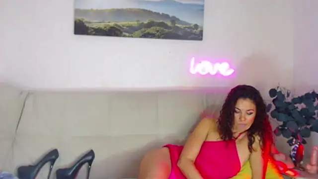 Snapshot of MariaModel chatting on October 2025 07:20:02 AM MariaModel online show from October 2025 07:20:02 AM