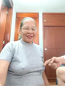 Snapshot of MATTHEW_MRANDA chatting on February 2025 08:44:01 PM MATTHEW MRANDA online show from February 2025 08:44:01 PM