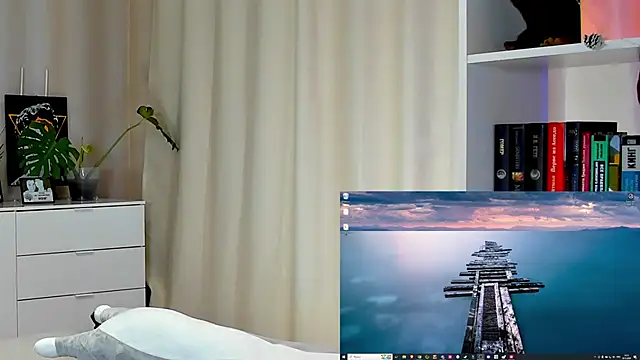 callmetori online show from December 2024 11:26:01 AM