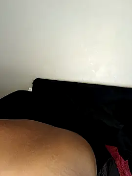 Dark Berry 26 online show from March 2026 12:17:01 AM