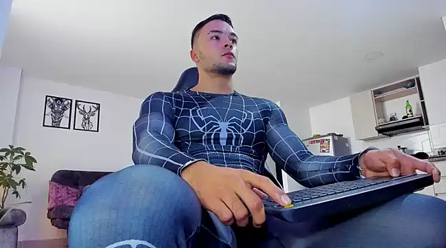 alexander collin02 online show from January 2025 01:30:01 PM