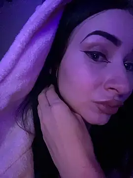 Snapshot of Starry_Siren chatting on December 2024 06:35:02 PM Starry Siren online show from December 2024 06:35:02 PM