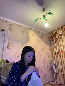 Snapshot of Starry_Siren chatting on December 2024 05:11:02 PM Starry Siren online show from December 2024 05:11:02 PM