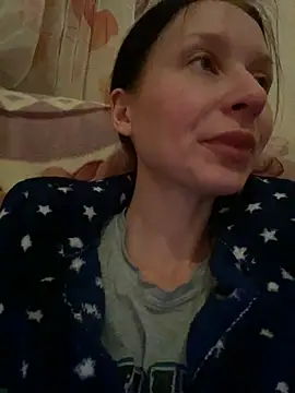 Snapshot of Starry_Siren chatting on December 2024 04:05:02 PM Starry Siren online show from December 2024 04:05:02 PM