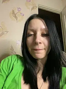 Snapshot of Starry_Siren chatting on January 2025 06:16:01 PM Starry Siren online show from January 2025 06:16:01 PM