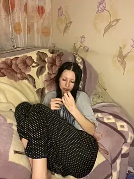 Snapshot of Starry_Siren chatting on January 2025 07:14:02 PM Starry Siren online show from January 2025 07:14:02 PM