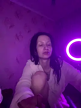 Snapshot of Starry_Siren chatting on September 2025 07:36:01 PM Starry Siren online show from September 2025 07:36:01 PM