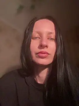Snapshot of Starry_Siren chatting on April 2026 06:43:01 PM Starry Siren online show from April 2026 06:43:01 PM