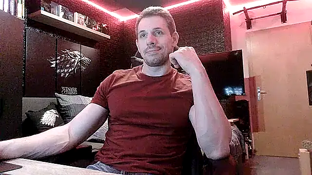 dreamwallker21 online show from April 2026 08:11:01 PM