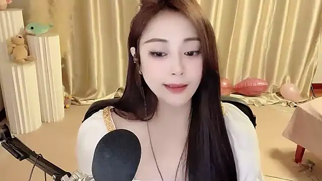 Daisy-77 online show from February 2025 09:04:01 PM