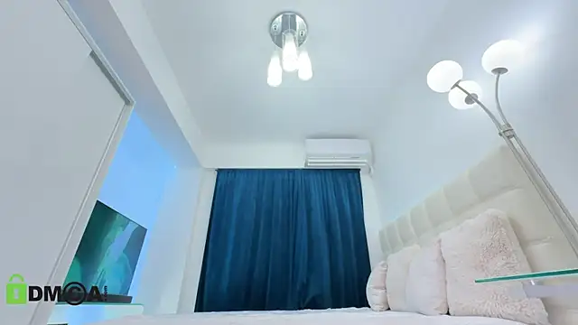 ScarlettAndTom online show from October 2025 08:06:02 PM