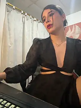 misstresbigcockts online show from October 2025 04:38:02 PM