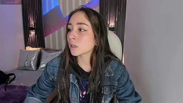 emily layton online show from January 2025 02:15:01 PM