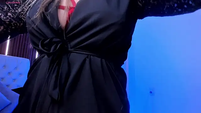 Snapshot of SEXMILLA_ chatting on September 2025 05:03:01 PM SEXMILLA online show from September 2025 05:03:01 PM