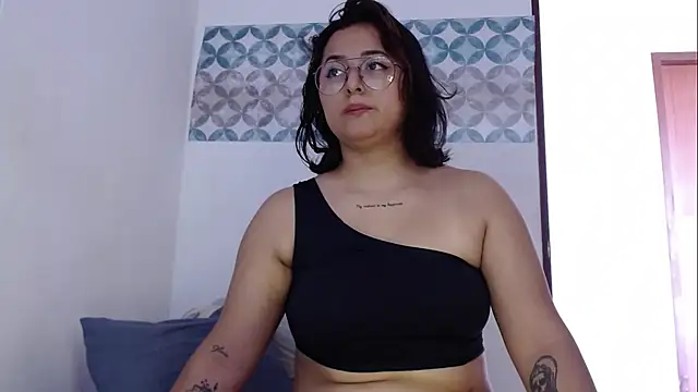 Snapshot of Aria_smith01 chatting on October 2025 02:03:02 PM Aria smith01 online show from October 2025 02:03:02 PM