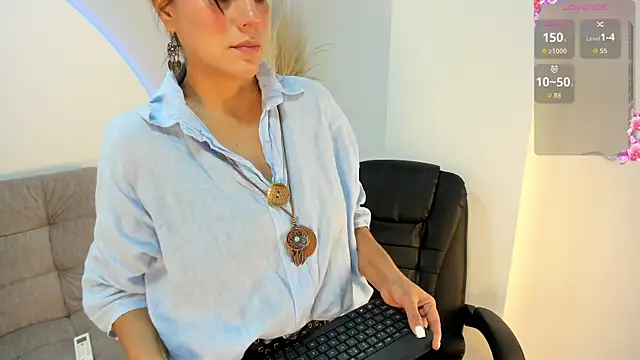 Ada Monroe10 online show from September 2025 01:03:01 PM