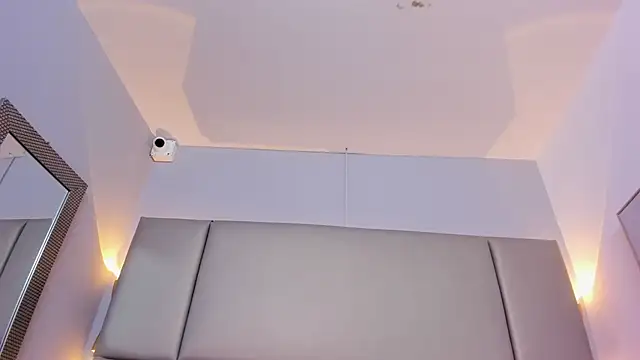 Snapshot of tifanyhills_ chatting on January 2025 01:42:02 AM tifanyhills online show from January 2025 01:42:02 AM