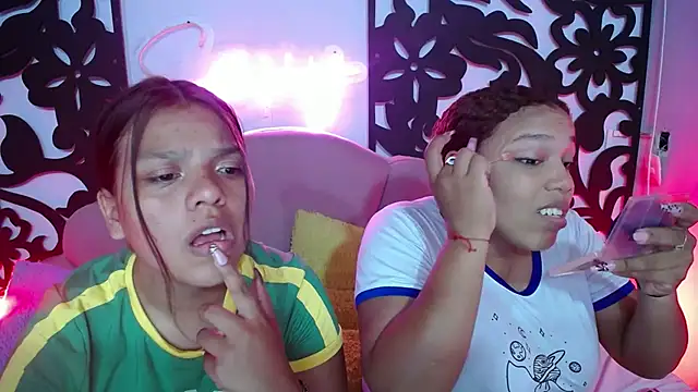 Snapshot of horny_babyss chatting on October 2025 10:41:01 PM horny babyss online show from October 2025 10:41:01 PM