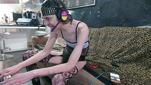 Doggyray44 online show from January 2025 08:57:02 AM