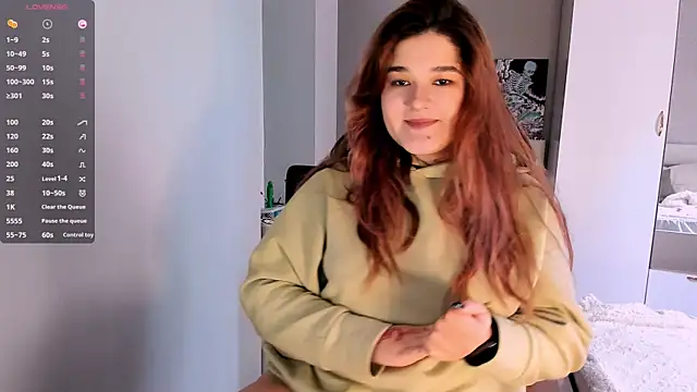 Snapshot of July_Slowdive chatting on December 2024 10:56:02 AM July Slowdive online show from December 2024 10:56:02 AM