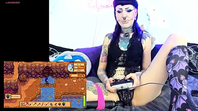 Purple Coffin666 online show from May 2026 11:15:01 AM