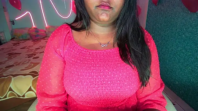 expression queen online show from February 2025 09:47:01 PM