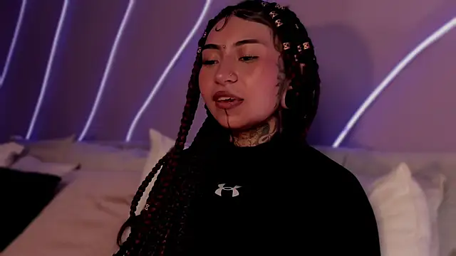 Evangeline bell online show from January 2025 06:41:02 PM