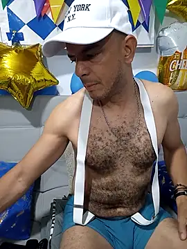 latinmartin73 online show from September 2025 12:15:01 AM