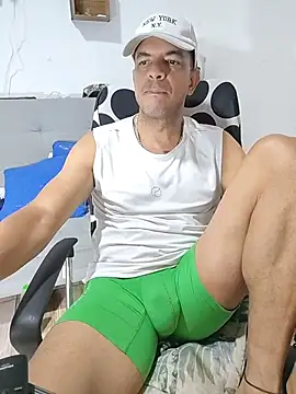 latinmartin73 online show from July 2026 12:52:02 AM