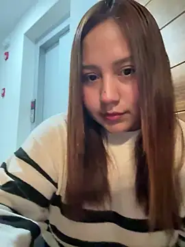 kittyfresita online show from March 2026 04:50:01 AM