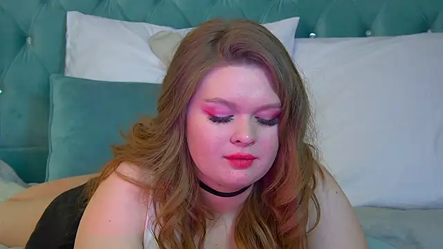 Snapshot of CrystalLyons chatting on February 2025 08:16:02 PM CrystalLyons online show from February 2025 08:16:02 PM