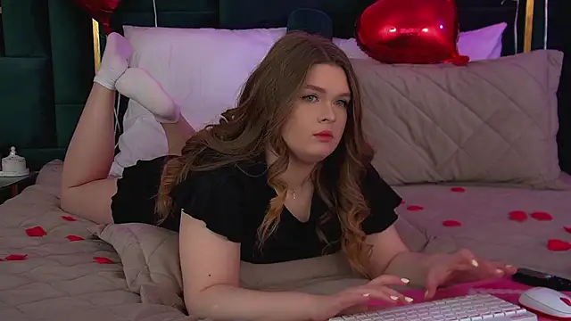 CrystalLyons online show from February 2026 06:34:02 PM