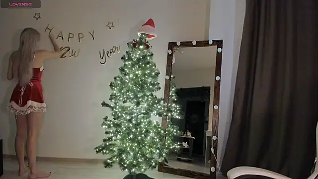 Snapshot of Lana_Younes chatting on December 2024 08:16:02 AM Lana Younes online show from December 2024 08:16:02 AM