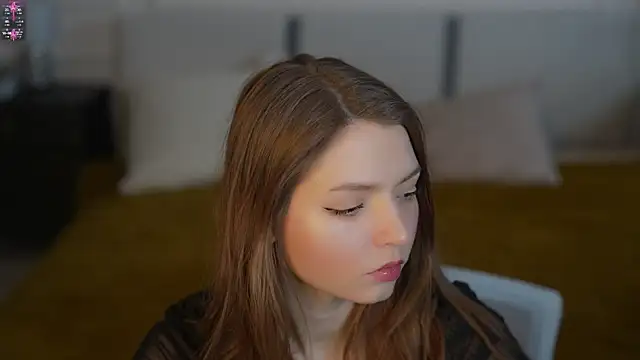 Snapshot of Michelle_054 chatting on February 2025 12:36:02 PM Michelle 054 online show from February 2025 12:36:02 PM