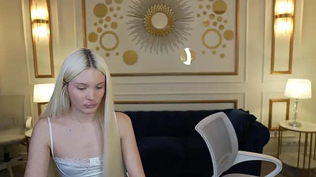 Snapshot of Michelle_054 chatting on November 2025 08:31:01 PM Michelle 054 online show from November 2025 08:31:01 PM