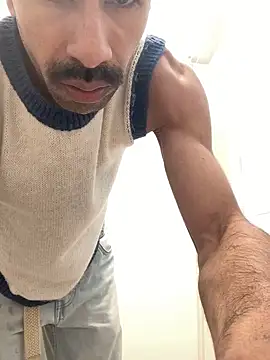 Lucascacaca online show from December 2024 02:27:01 PM