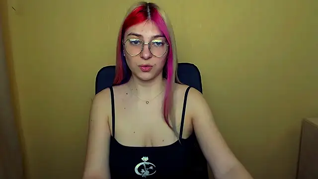 Luna Lush  online show from March 2025 08:32:02 AM